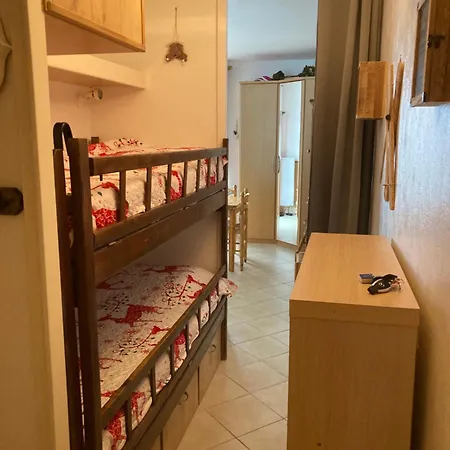 Sur Pistes Direct Face Rassemblement Ecoles De Skis Classe 3 Etoiles 4 Couchages Cosy Apartment Saint-Lary-Soulan